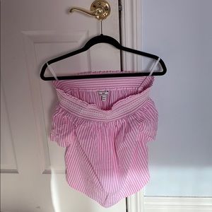 Pink off the shoulder vineyard vines shirt